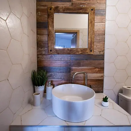 Guest house Sarlota & Vinarstvi Vitek Josef