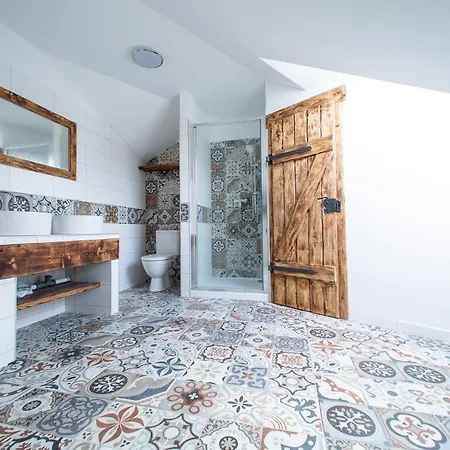 Guest house Sarlota & Vinarstvi Vitek Josef *